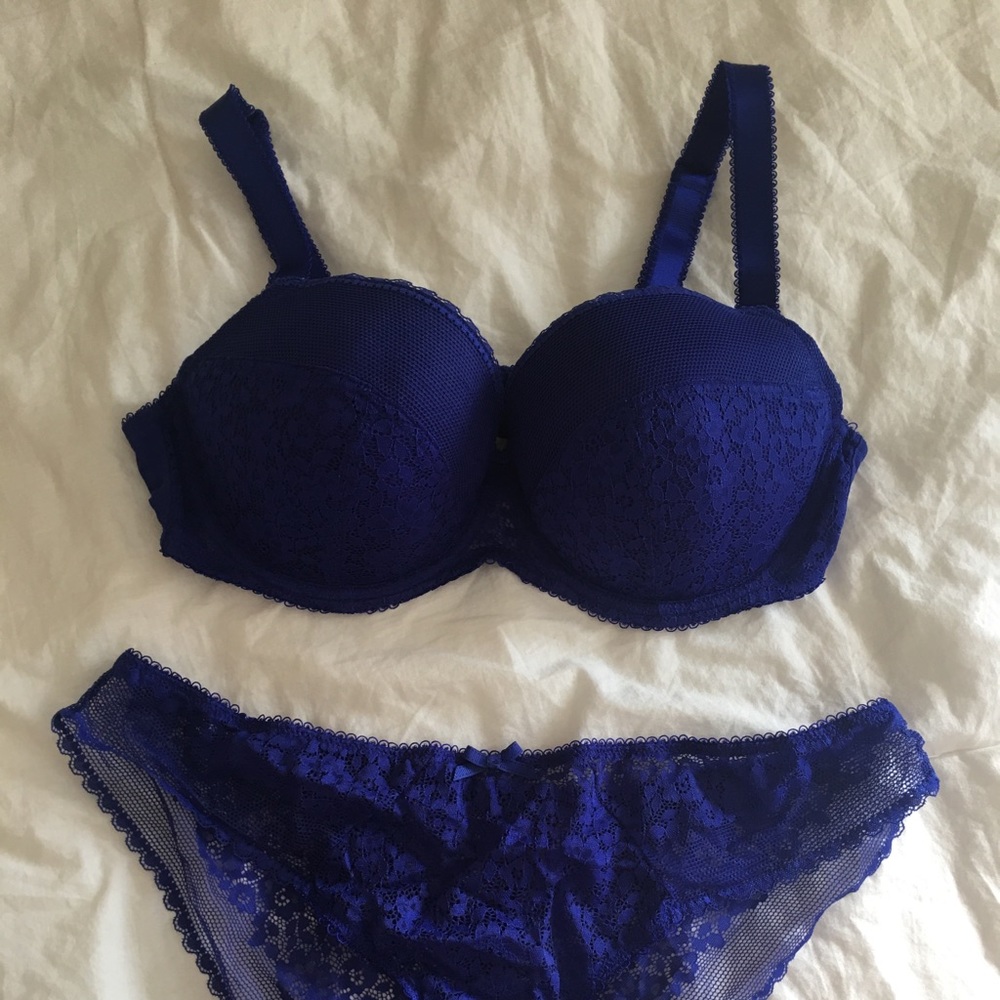 Bra and Knickers